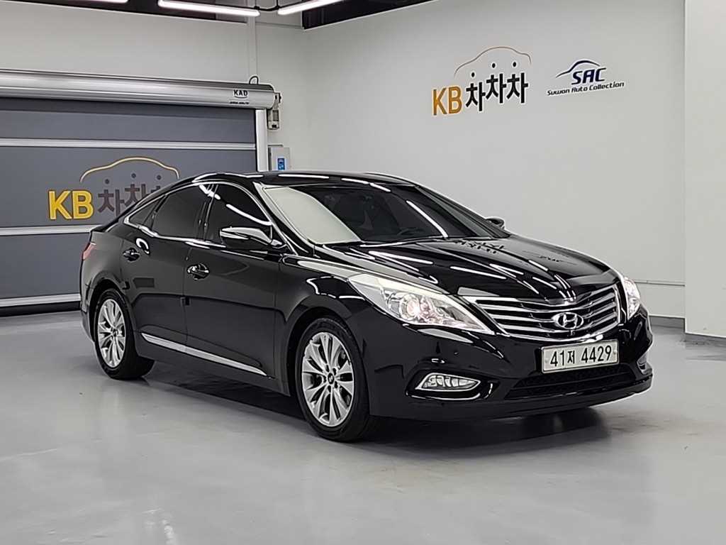 HYUNDAI Grandeur - Vista 4
