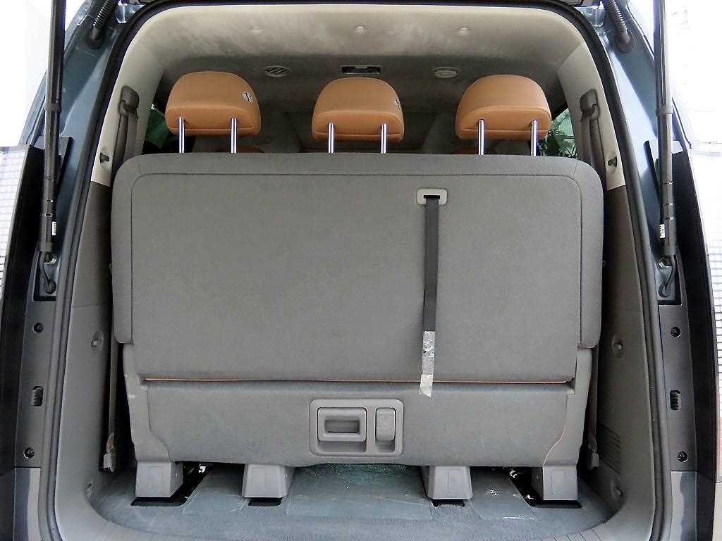 HYUNDAI Staria 2025 Gris - Importación desde Corea - HF Imports Iquique - Foto 16