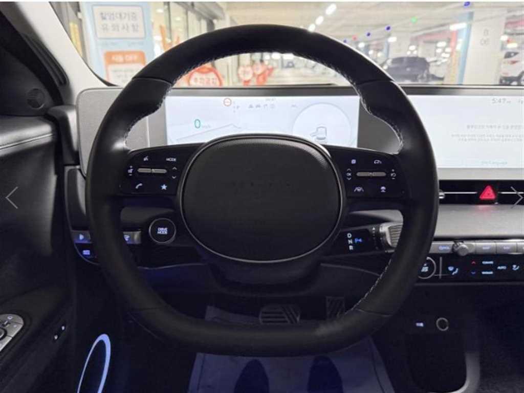 HYUNDAI Ioniq 5 - Vista 8