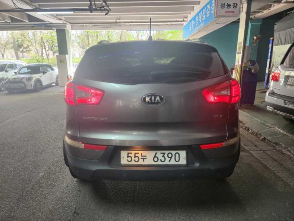 KIA Sportage - Vista 4