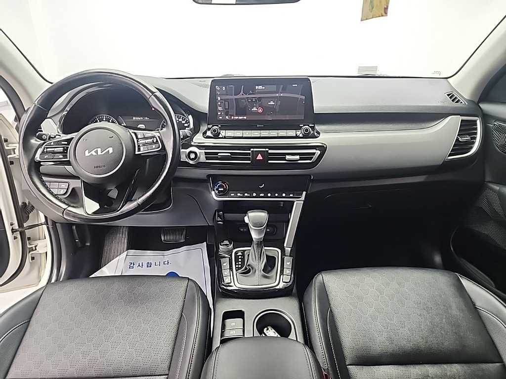 KIA Seltos - Vista 7