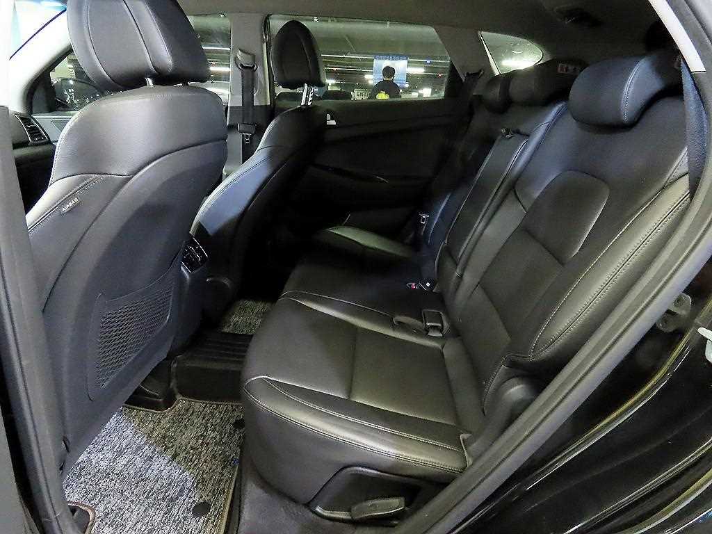 HYUNDAI Tucson - Vista 7