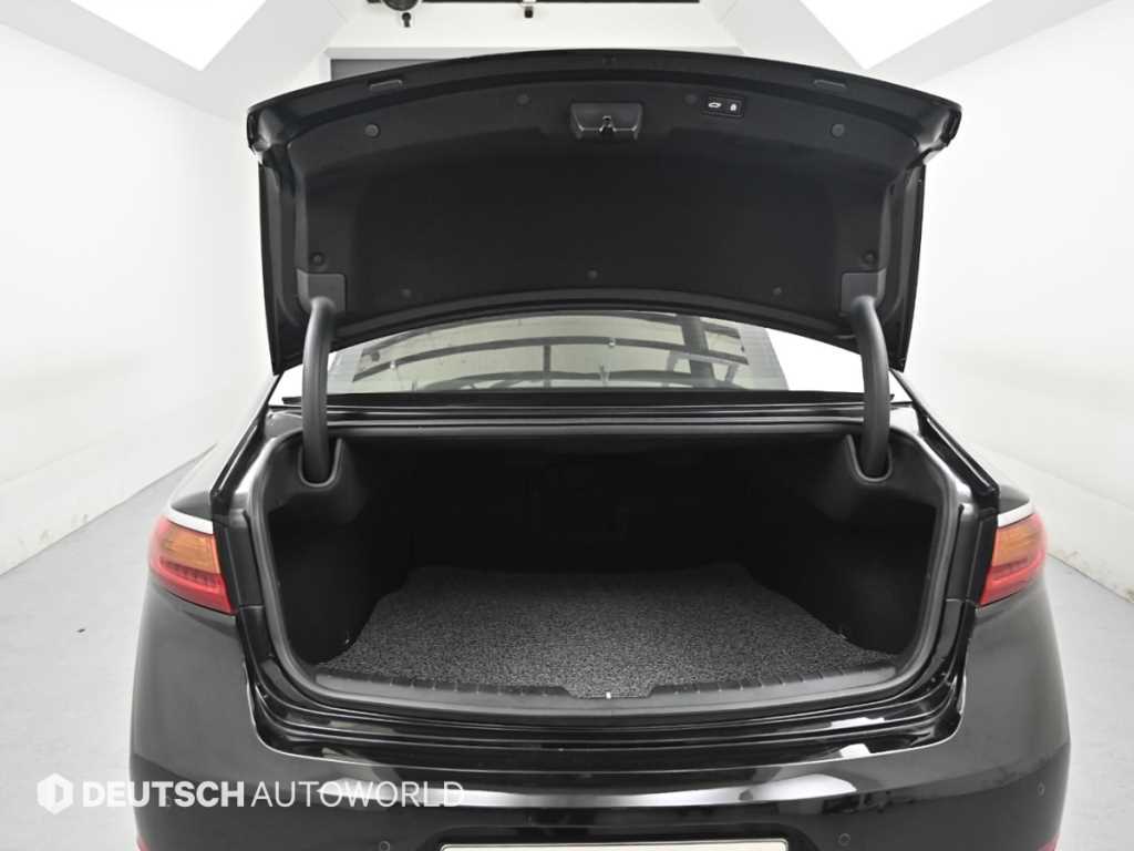 KIA K7 2016 Negro - Importación desde Corea - HF Imports Iquique - Foto 19