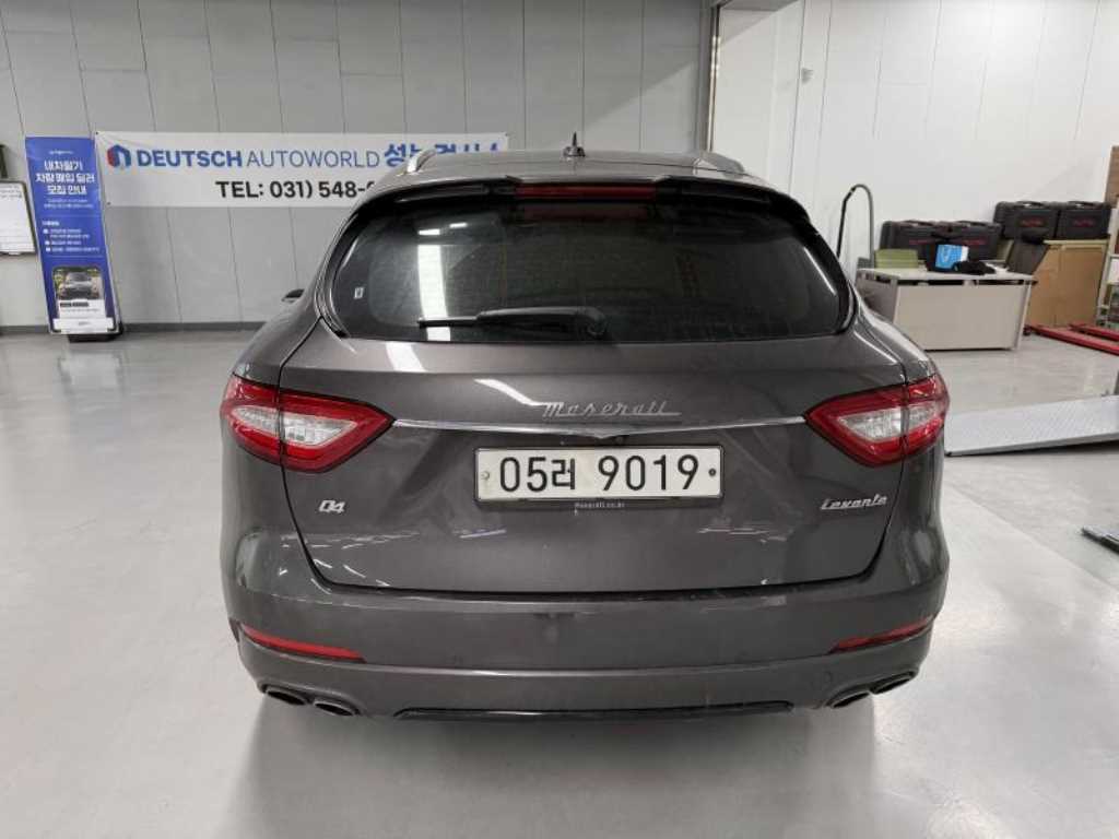 Maserati Levante - Vista 3