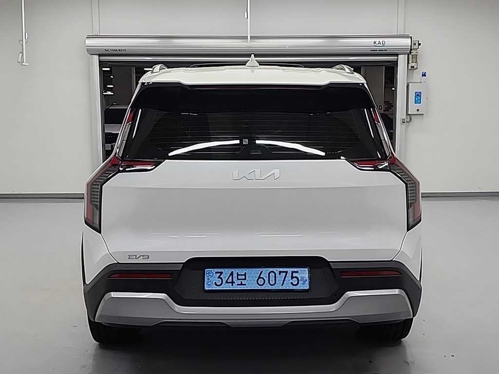 KIA EV9 - Vista 3