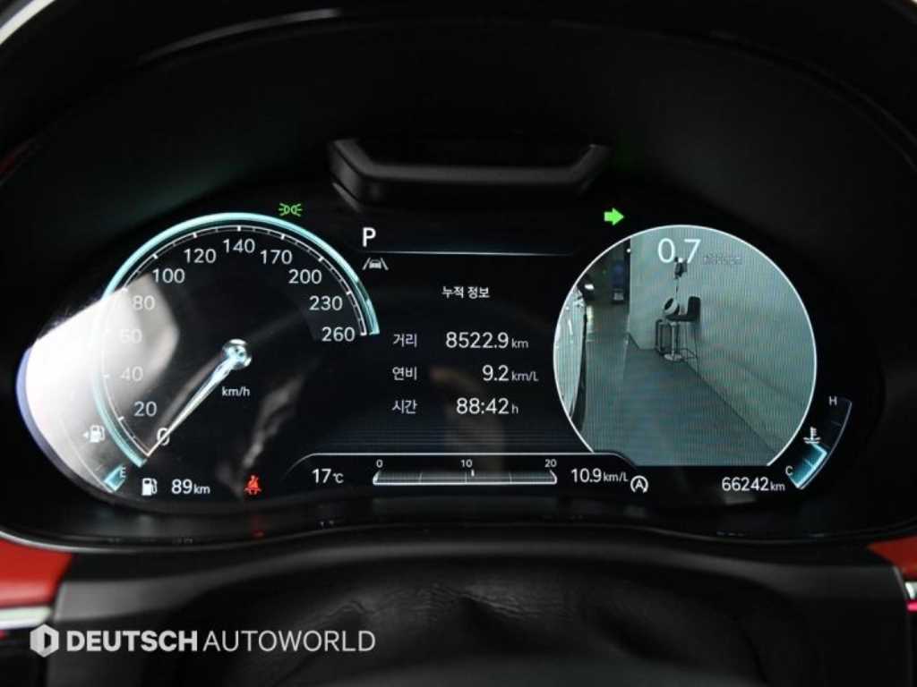 Genesis GV70 - Vista 8