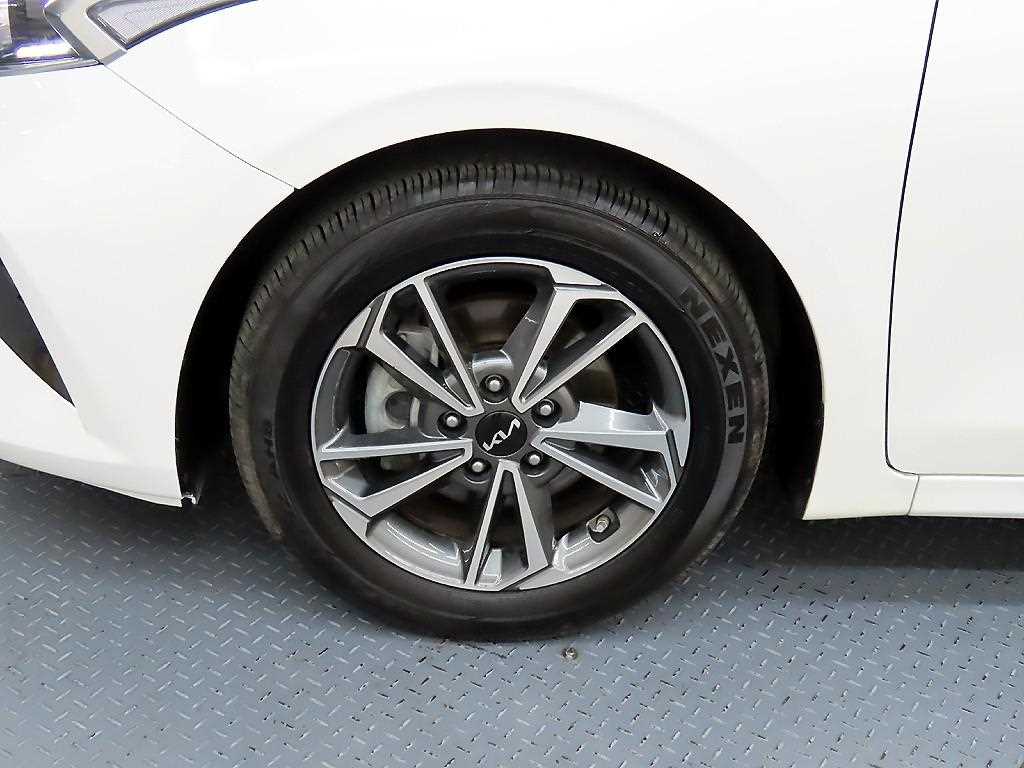 KIA K3 2022 Blanco - Importación desde Corea - HF Imports Iquique - Foto 20
