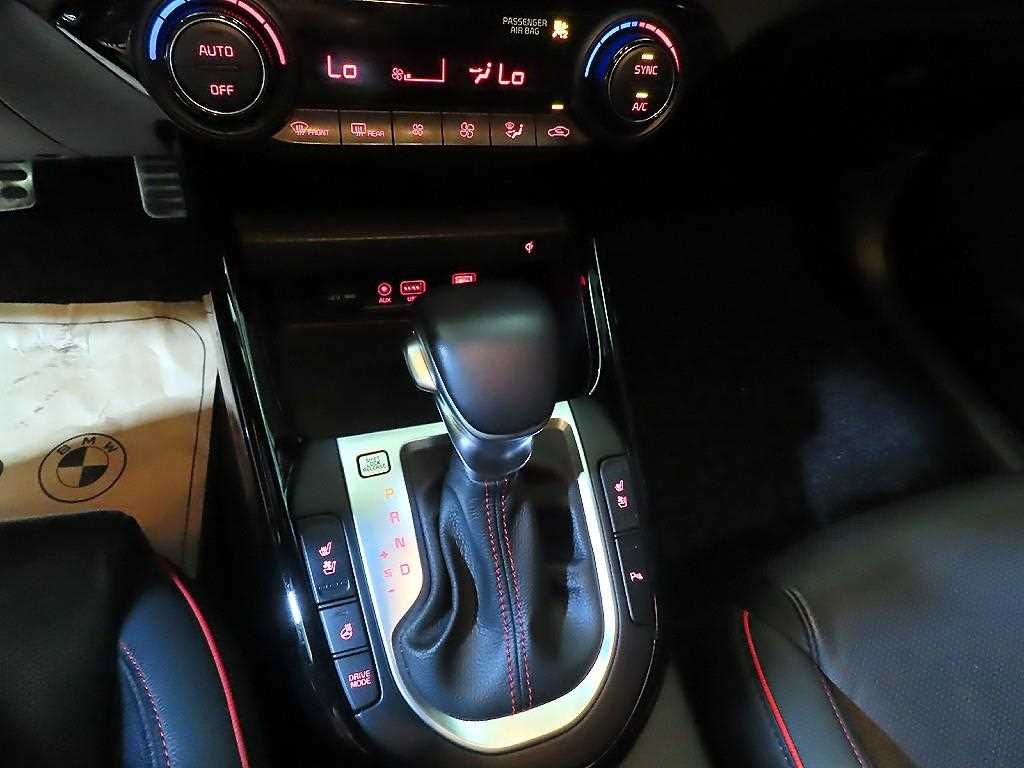 KIA K3 - Vista 12