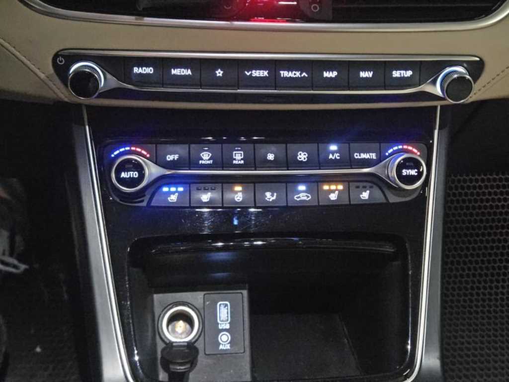 HYUNDAI Grandeur - Vista 10