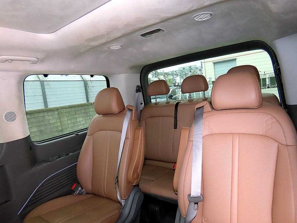 HYUNDAI Staria - Vista 7