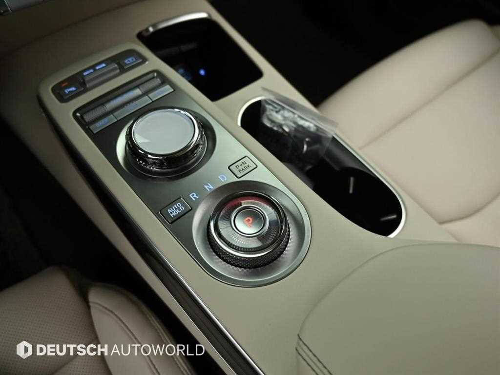 Genesis GV70 - Vista 9