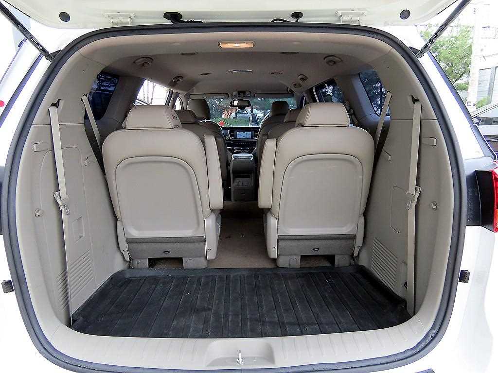 KIA Carnival 2020 Blanco - Importación desde Corea - HF Imports Iquique - Foto 17
