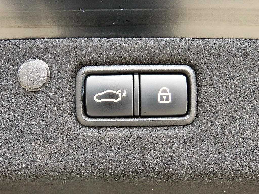 HYUNDAI Grandeur 2018 Negro - Importación desde Corea - HF Imports Iquique - Foto 17