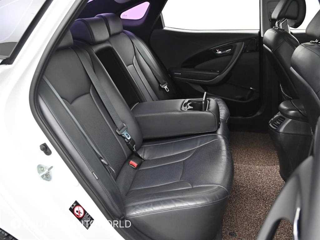 HYUNDAI Grandeur - Vista 12