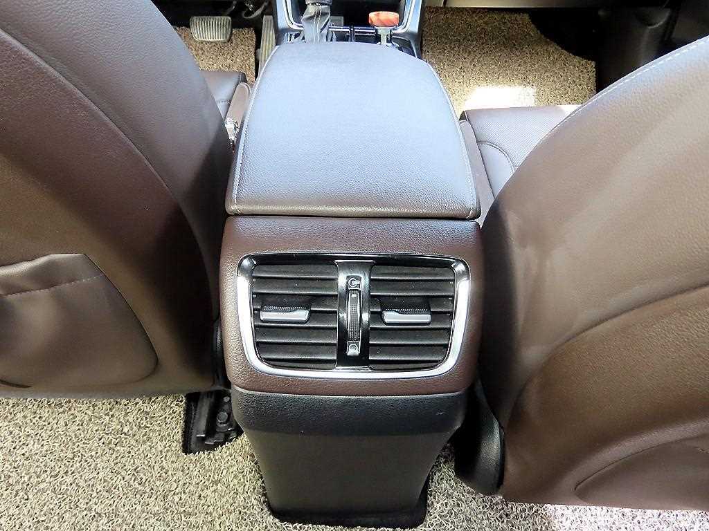 HYUNDAI Grandeur 2018 Blanco - Importación desde Corea - HF Imports Iquique - Foto 17