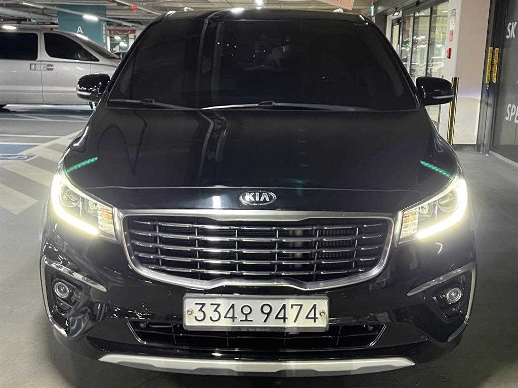 KIA Carnival - Vista 2