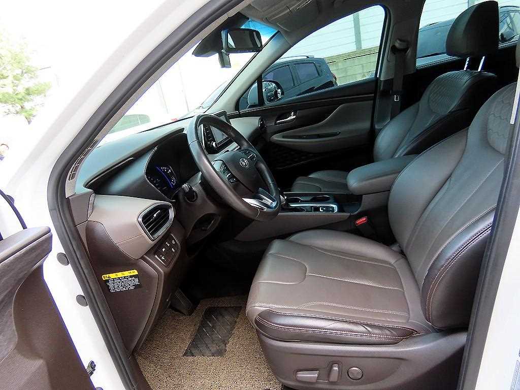 HYUNDAI Santa Fe - Vista 5