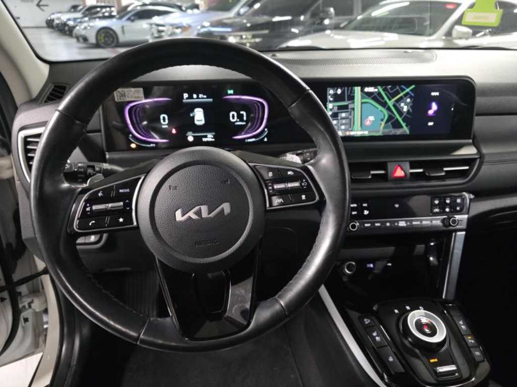 KIA Seltos - Vista 7