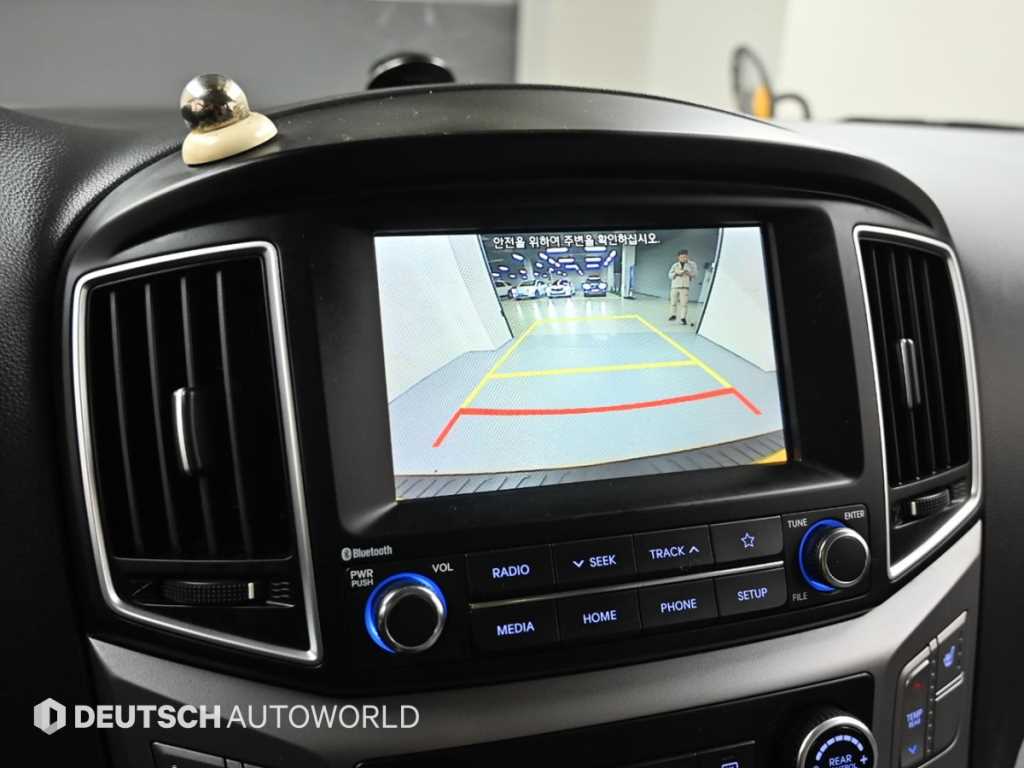 HYUNDAI Starex 2021 Amarillo - Importación desde Corea - HF Imports Iquique - Foto 15