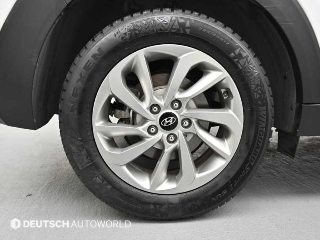 HYUNDAI Tucson - Vista 5