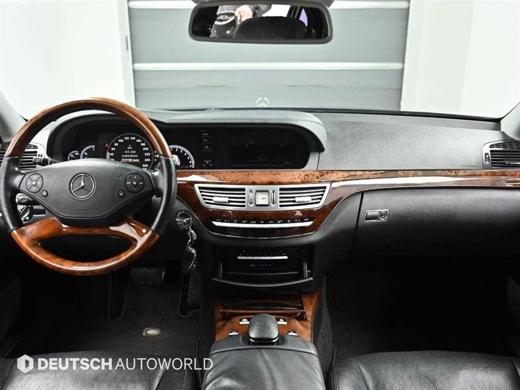 Mercedes Benz S Class - Vista 7