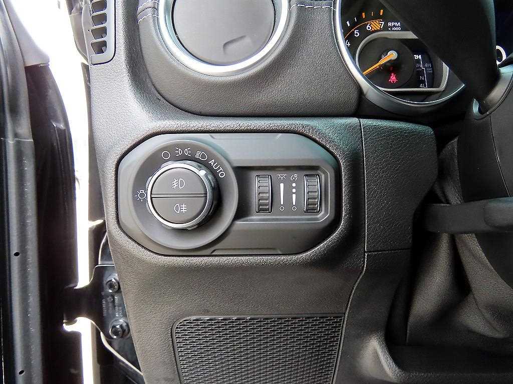 Jeep Wrangler 2019 Negro - Importación desde Corea - HF Imports Iquique - Foto 1