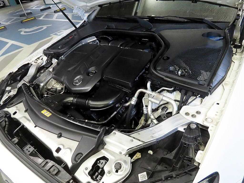 Mercedes Benz E class 2019 Blanco - Importación desde Corea - HF Imports Iquique - Foto 19