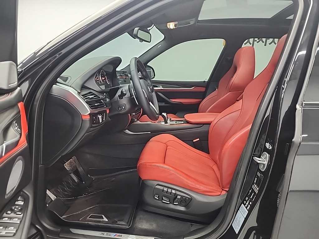 BMW X5M - Vista 11