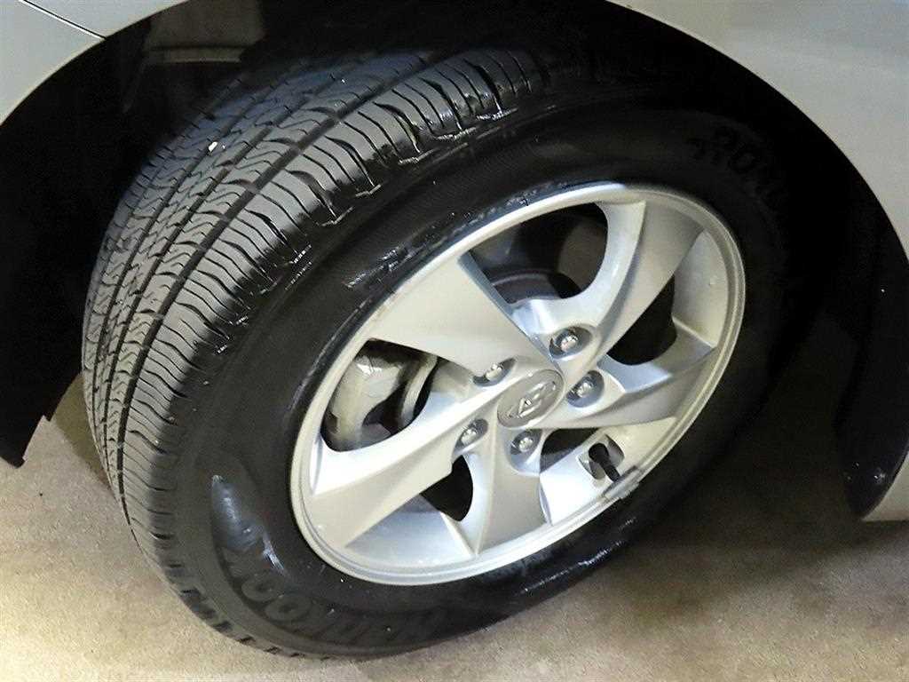 HYUNDAI Avante 2015 Gris - Importación desde Corea - HF Imports Iquique - Foto 19