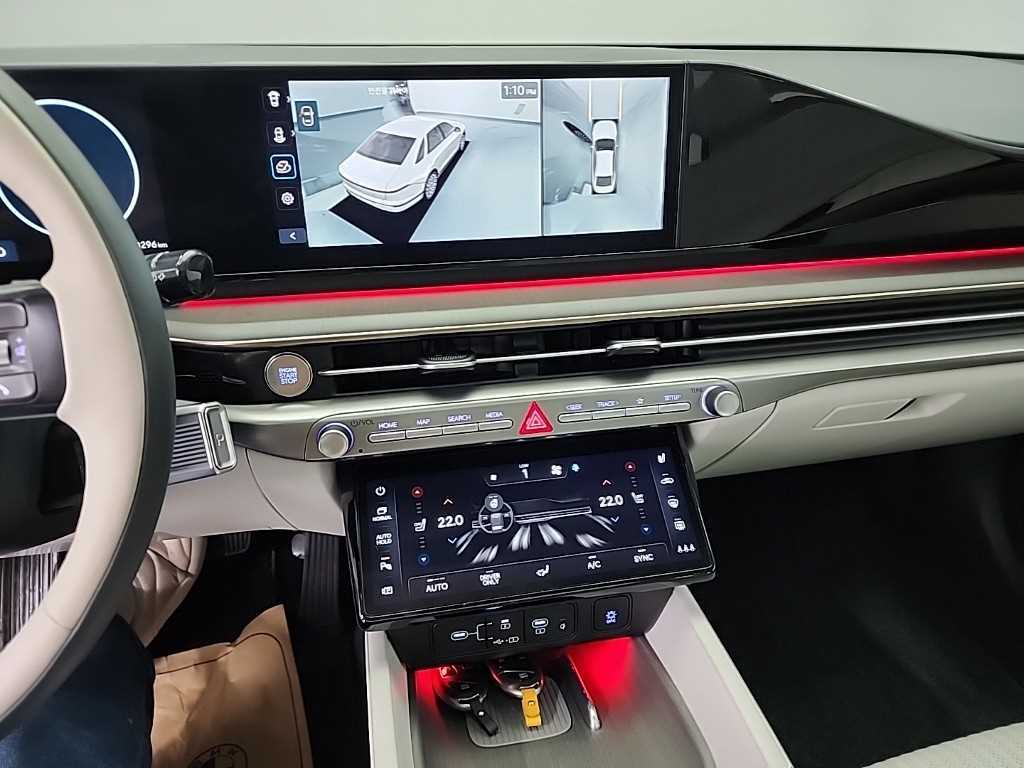 HYUNDAI Grandeur - Vista 10