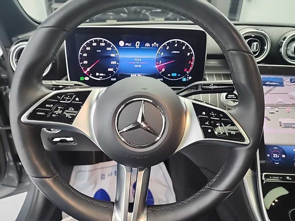 Mercedes Benz C Class - Vista 9