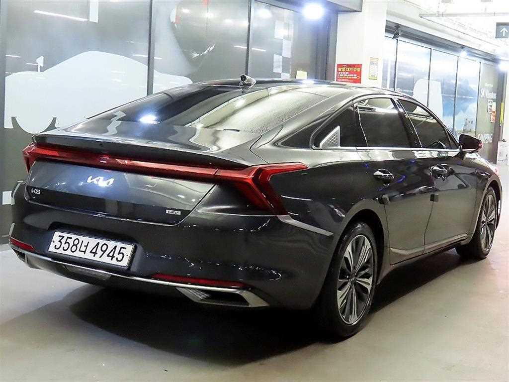 KIA K8 - Vista 4