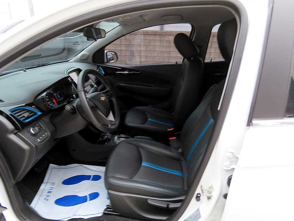 Chevrolet Spark - Vista 5