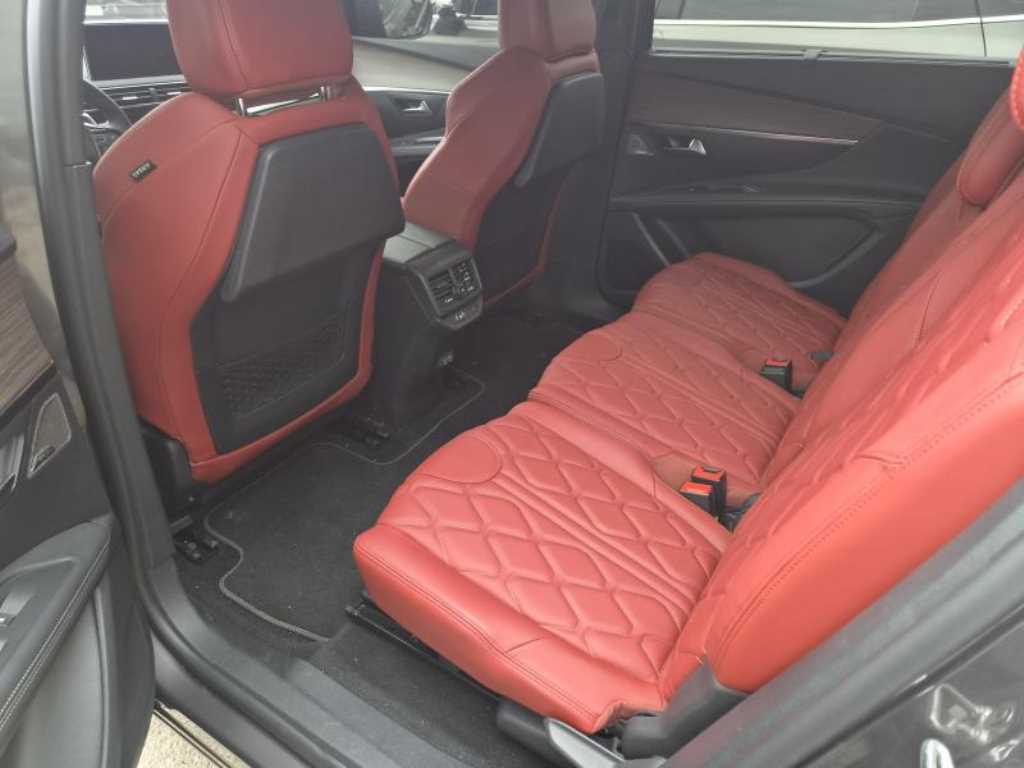 Peugeot 5008 - Vista 9