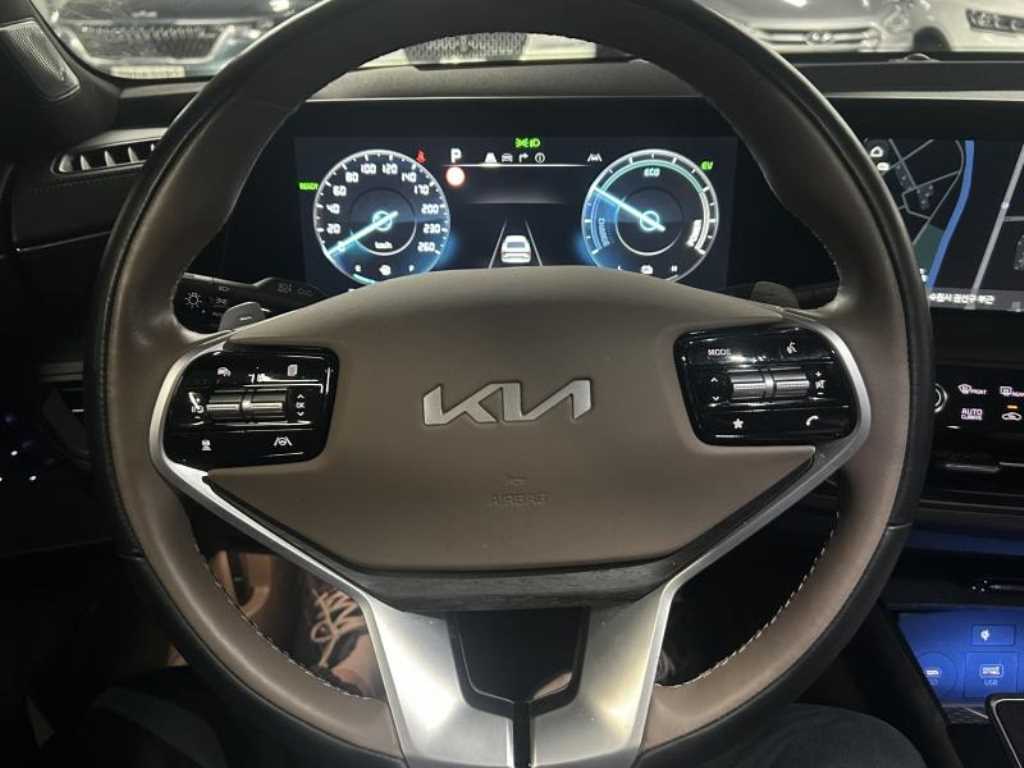 KIA K8 - Vista 4