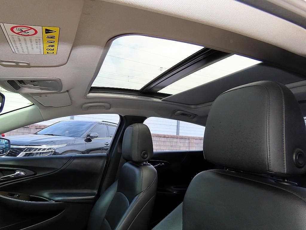 Chevrolet Malibu 2017 Blanco - Importación desde Corea - HF Imports Iquique - Foto 18