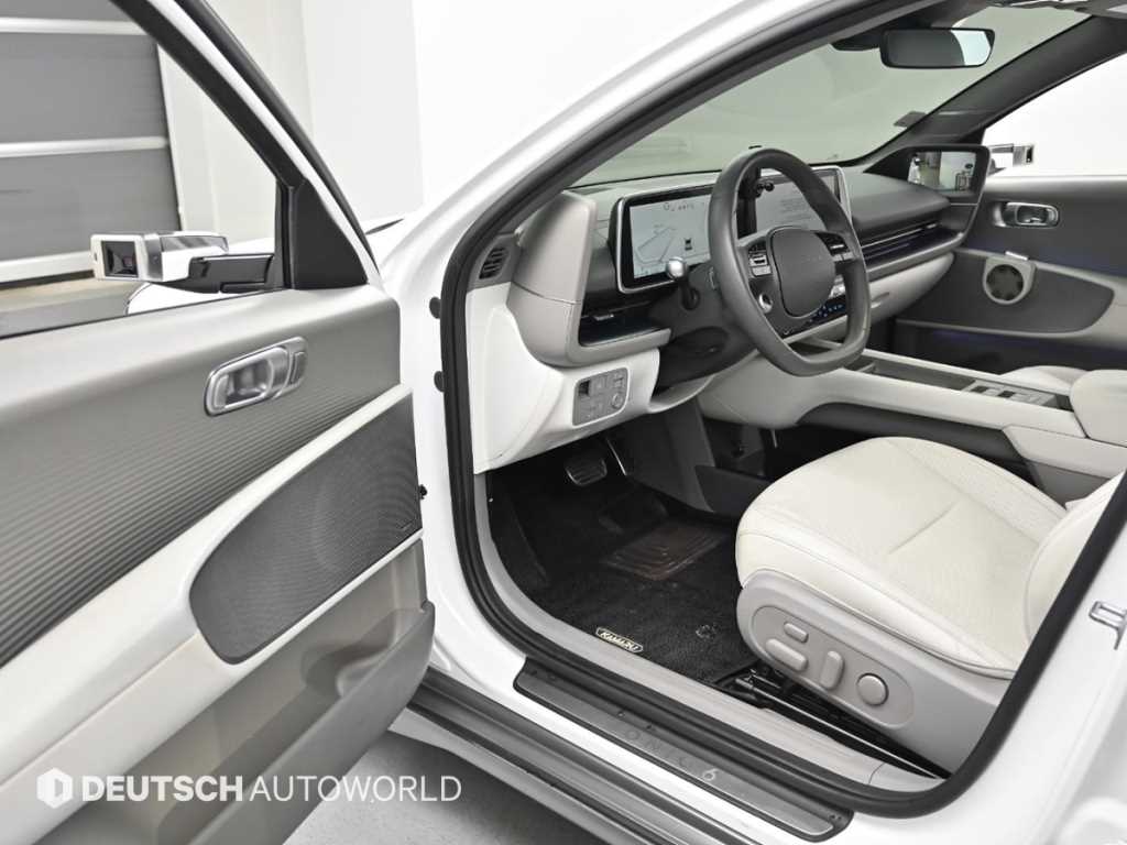 HYUNDAI Ioniq 6 - Vista 11