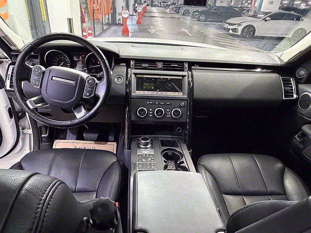 Land Rover Discovery - Vista 6