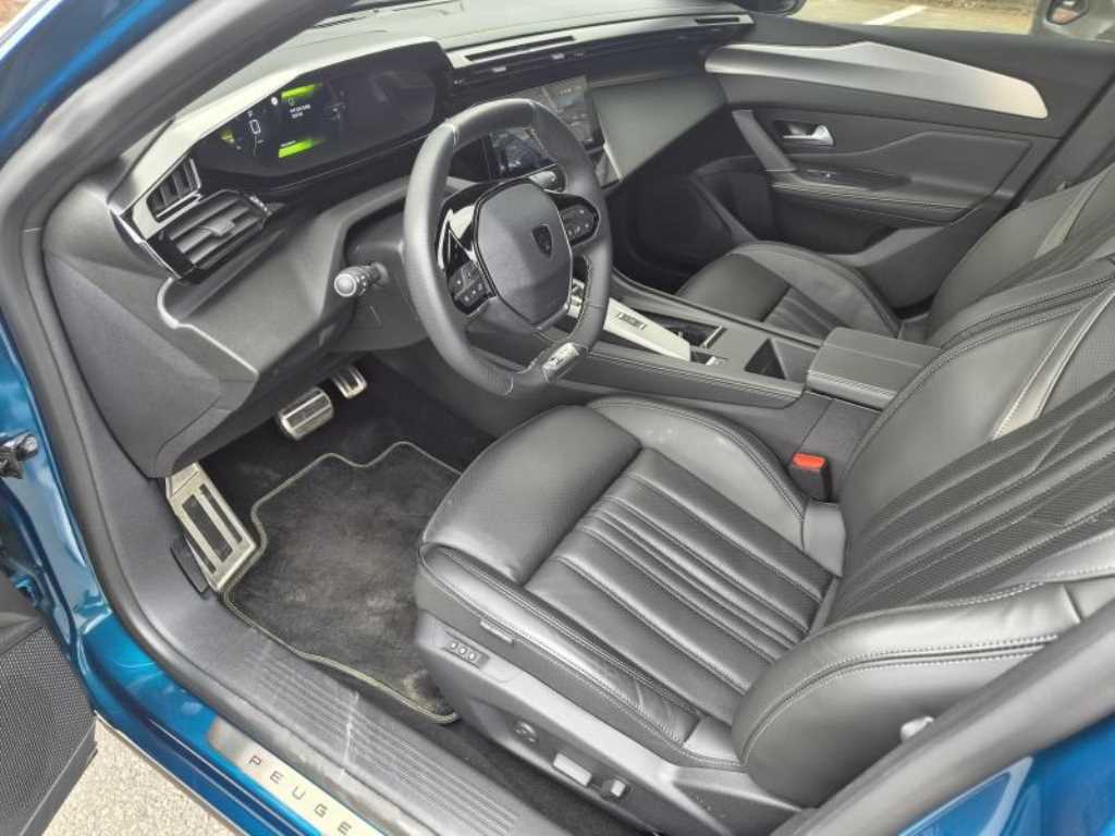 Peugeot 408 - Vista 10