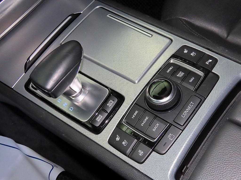 Genesis G80 - Vista 12