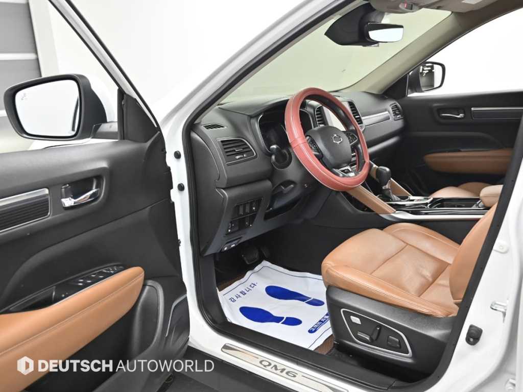 SAMSUNG QM6 - Vista 11