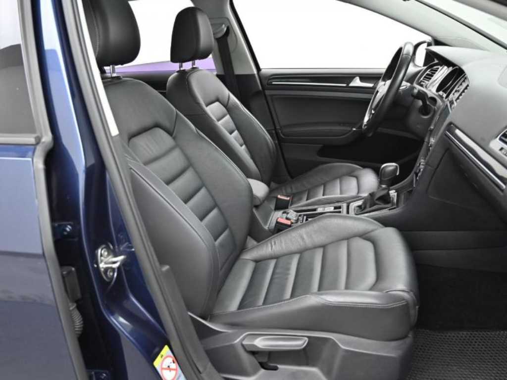 Volkswagen Golf - Vista 10