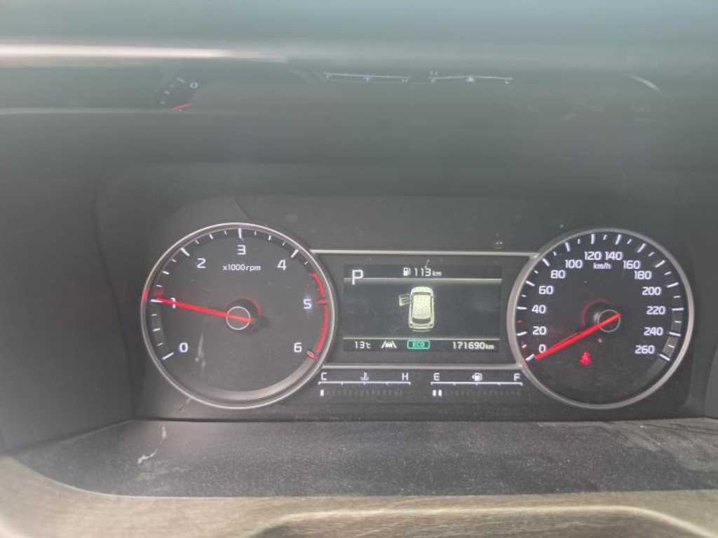 KIA Sorento - Vista 9