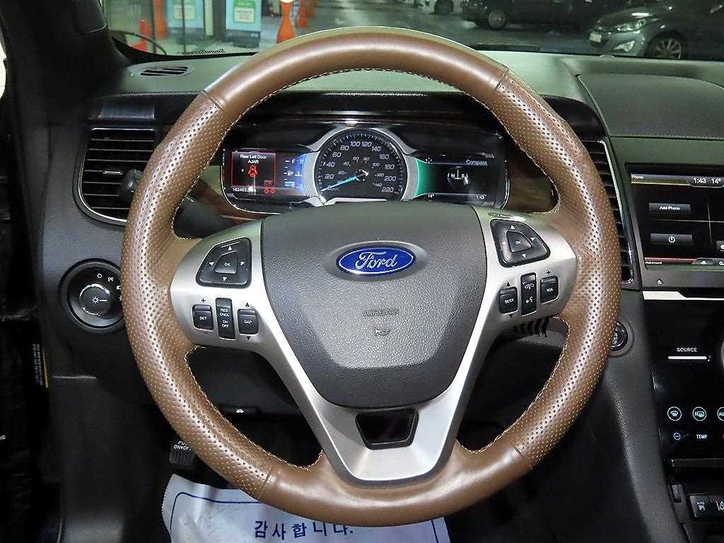 Ford Torus - Vista 8