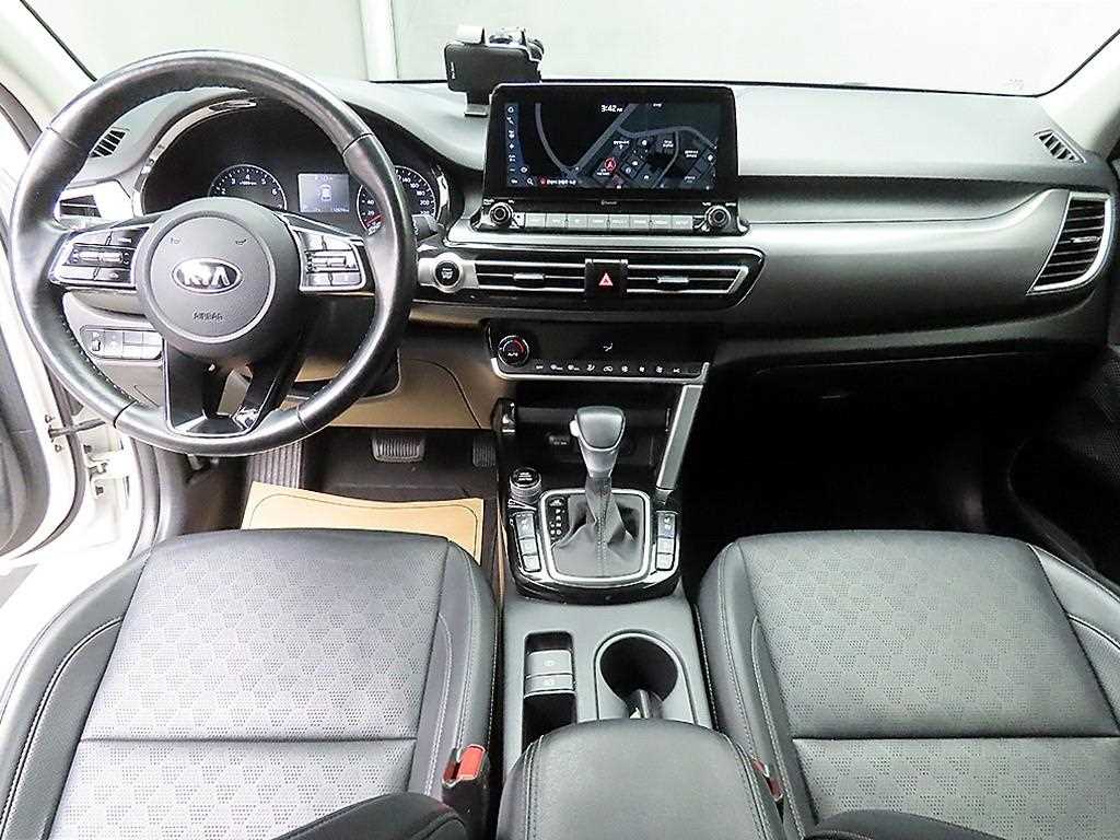 KIA Seltos - Vista 7