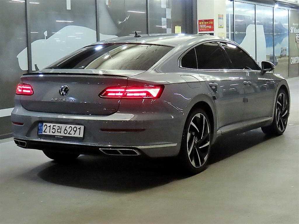Volkswagen Arteon - Vista 4