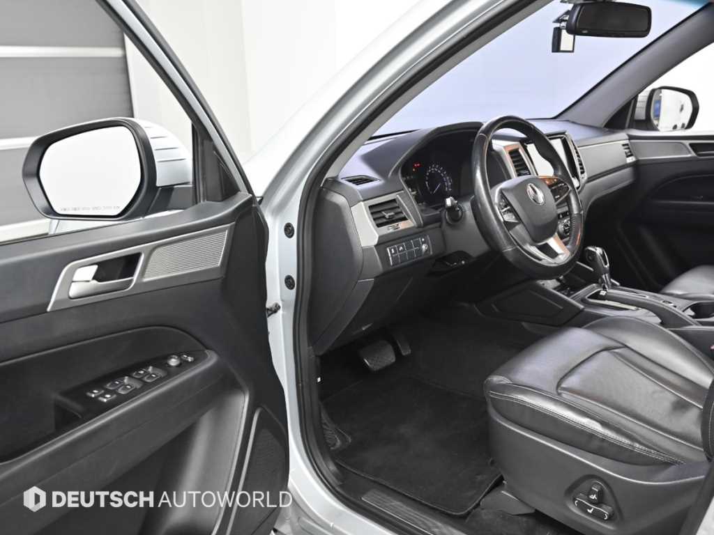 Ssangyong Rexton - Vista 11
