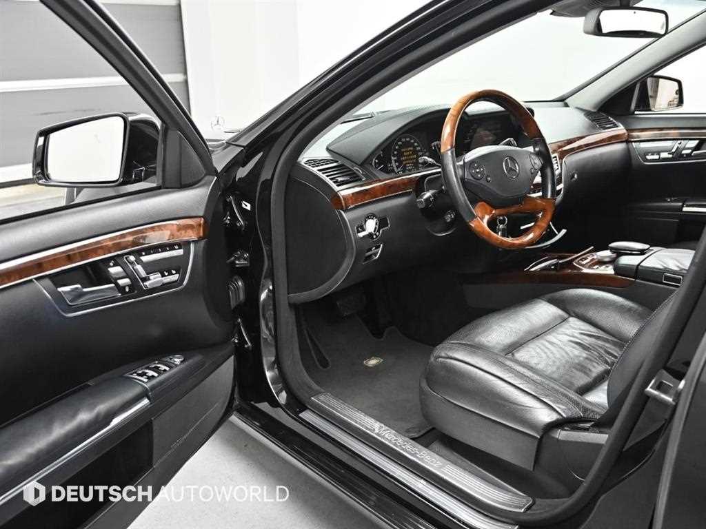 Mercedes Benz S Class - Vista 11