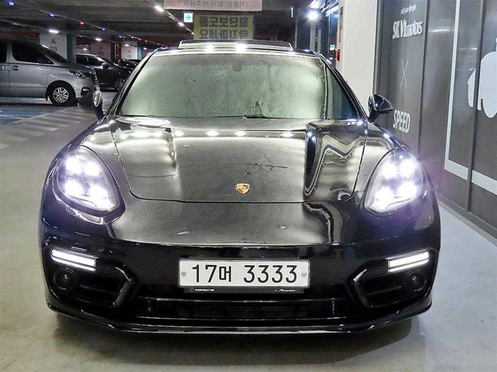 Porsche Panamera - Vista 2