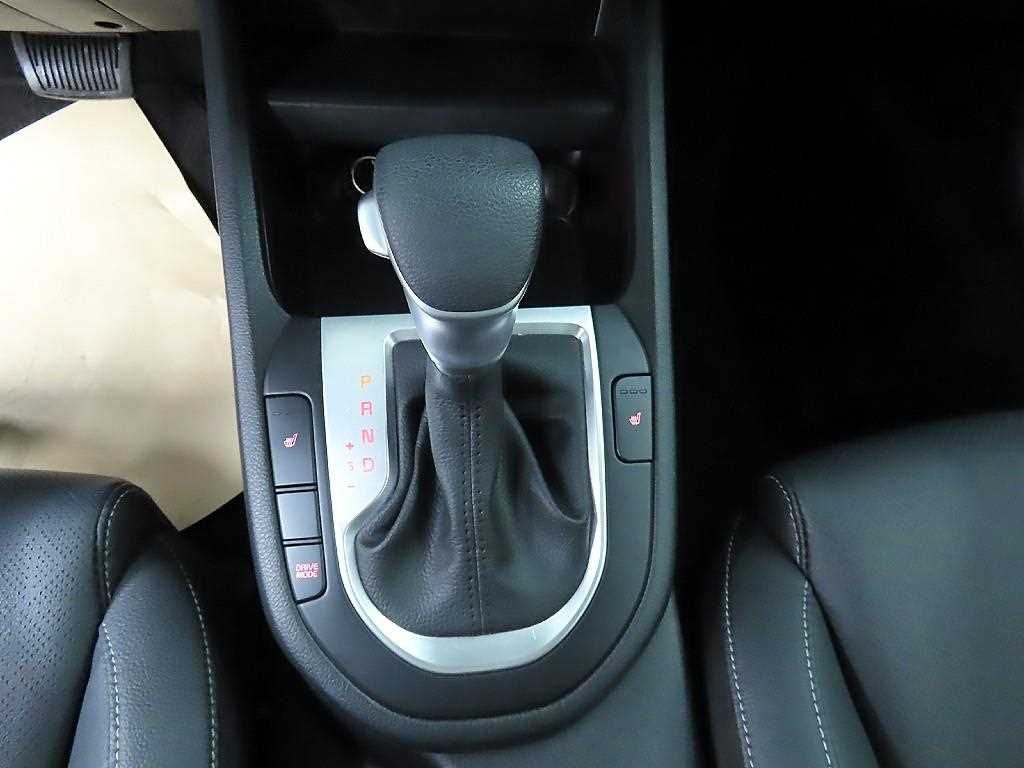 KIA K3 - Vista 10